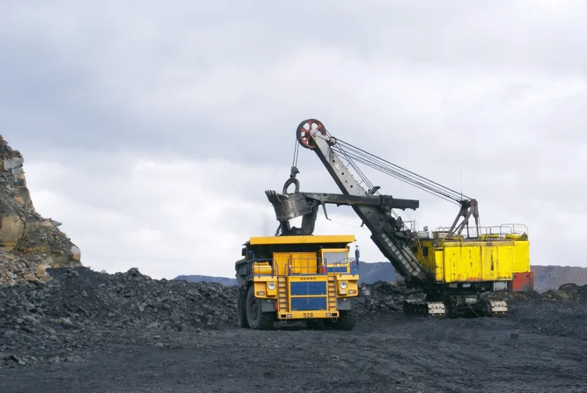 JAGA PASOKAN DAYA DENGAN COAL HANDLING SYSTEM